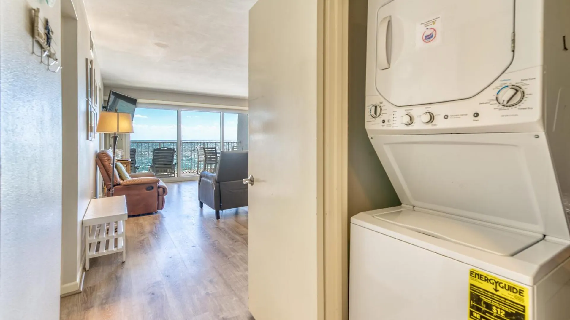 Apartment Beach House Condominiums B402 - Beachfront With Pool, Wifi, & Beach Service Destin